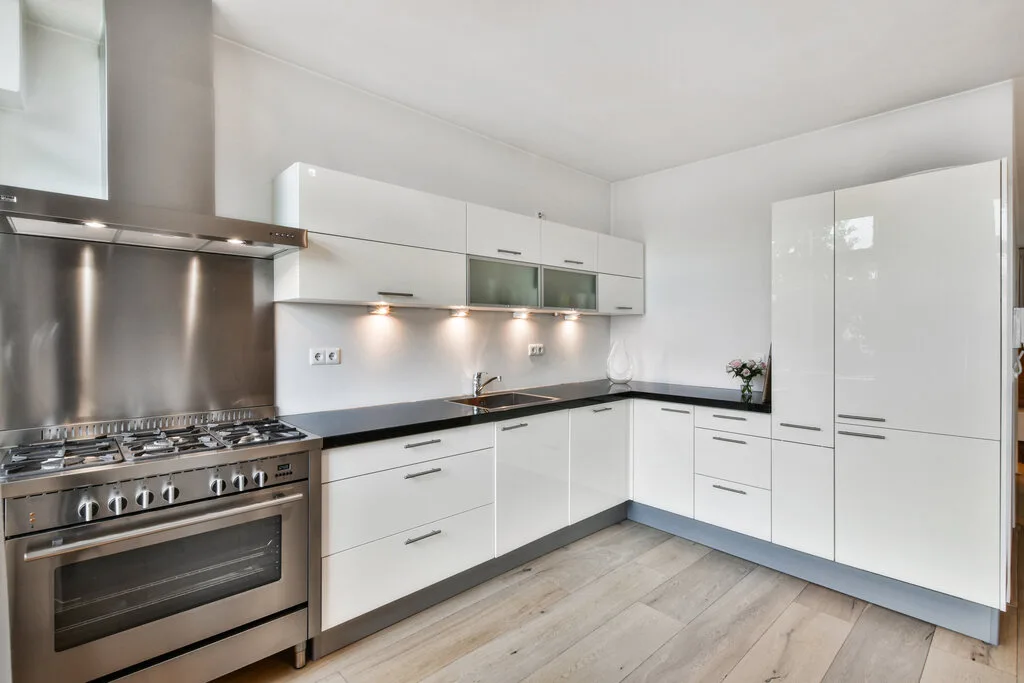 6 principais vantagens da cozinha sob medida para sua casa